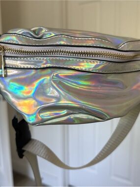 Holographic Silver Fanny Pack Belt Bag - Iridescent Crossbody
